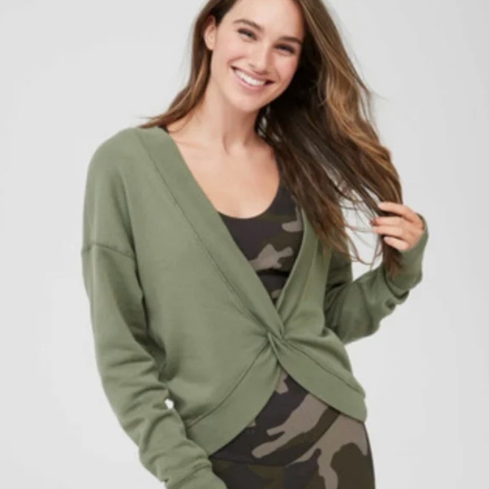 Aerie Offline twist-back oversized pullover sweatshirt sage green size medium.